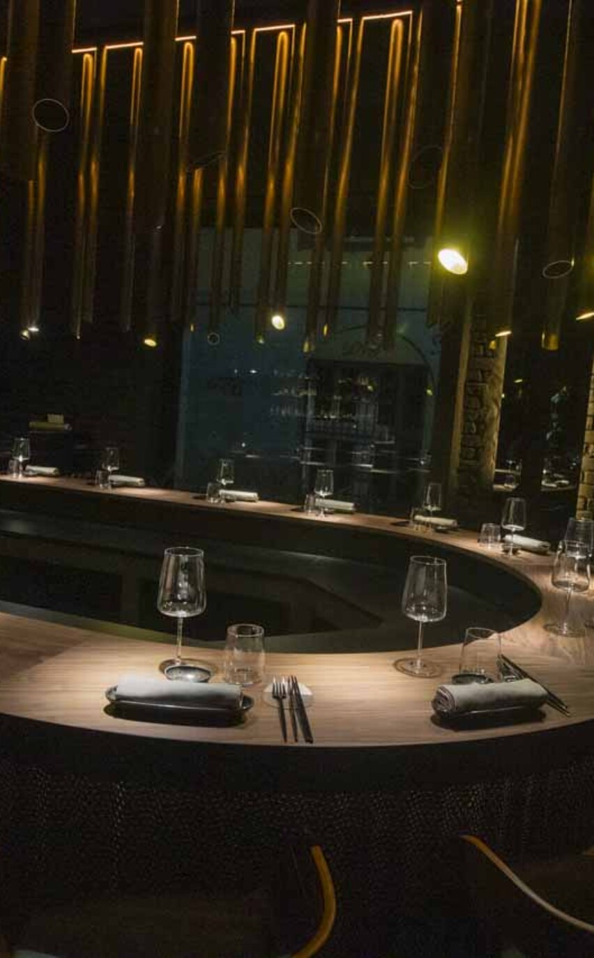 View Live Restaurant137